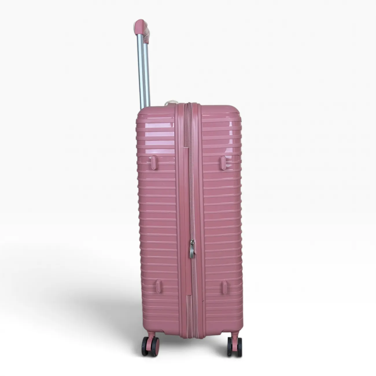 Чемодан полипропилен MYBAG PP812 пудровый M (средний) купить с доставкой