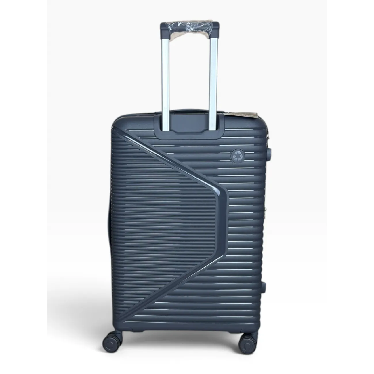 Чемодан полипропилен  MYBAG PP819 темно-серый L (большой) купить с доставкой