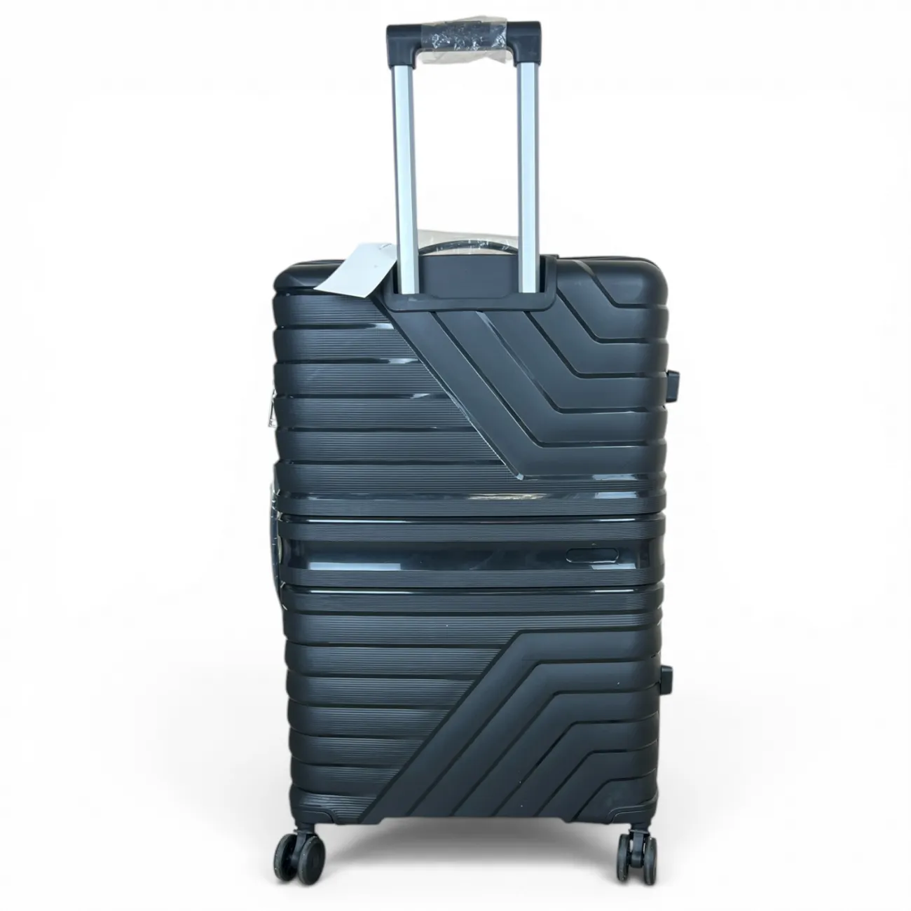 Чемодан полипропилен MYBAG PP823 черный M (средний) купить с доставкой